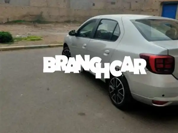 داسيا لوغان يد أولى