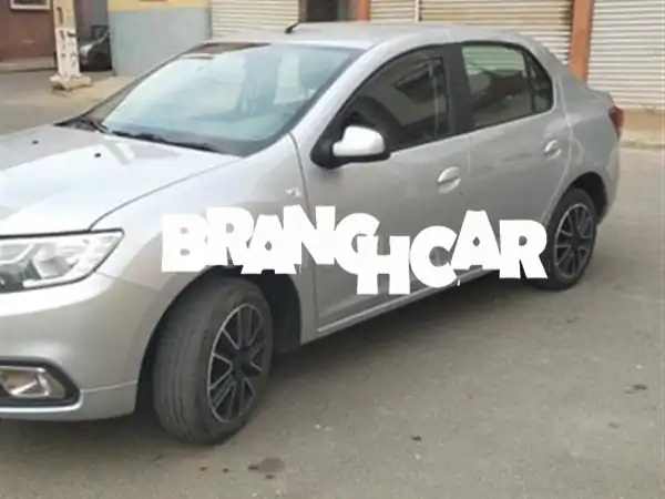 داسيا لوغان يد أولى