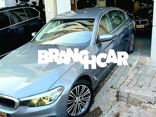 بي إم دبليو 520 د سبورت لاين في الدار البيضاء