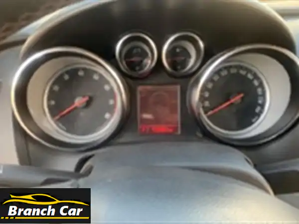 أوبل أسترا 2016 كوزمو بلس (أعلى فئة) - فابريكا بالكامل...