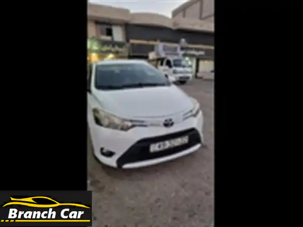 تويوتا ياريس للبيع إربد