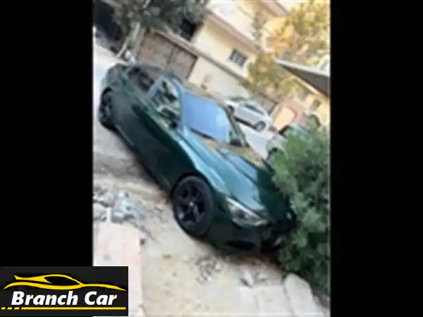 فرصة ذهبية: BMW 320i موديل 2017 - معدلة بالكامل، لا...