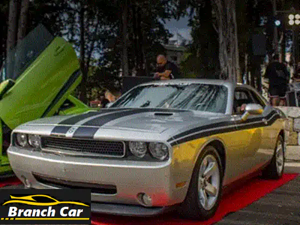 Dodge Challenger 2011 , very clean,12000$