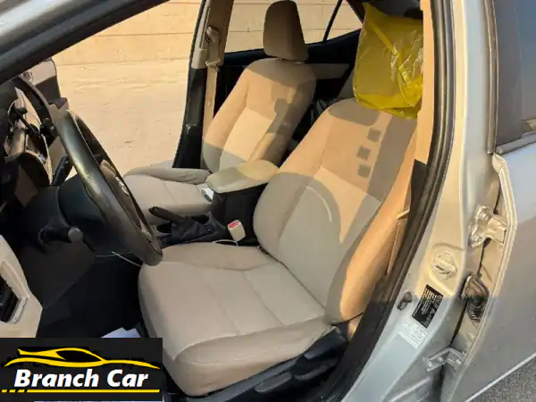 للبيع تويوتا كورولا 2016 أول مالك من الوكالة، العداد...