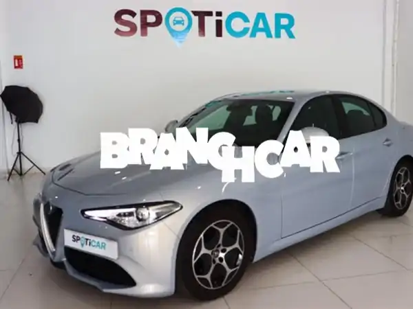 ألفا روميو جوليا 2024 ديزل: أداء فاخر بضمان المصنع |...