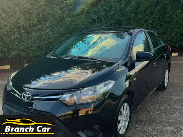 تويوتا ياريس 2016 سوداء كالجديدة | 65 ألف كم فقط،...