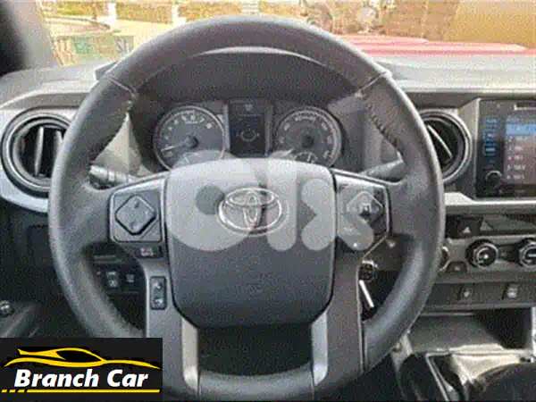 للبيع: تويوتا تاكوما 2017 حمراء - حالة ممتازة،...