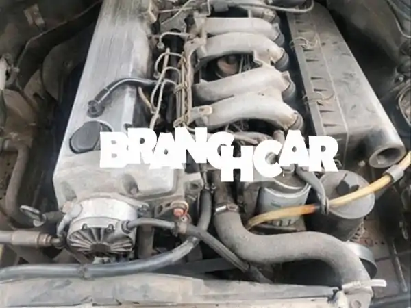 مرسيدس بنز 190 ديزل 1992 الأصلية: جوهرة كلاسيكية نادرة للبيع! يد أولى وحالة استثنائية.