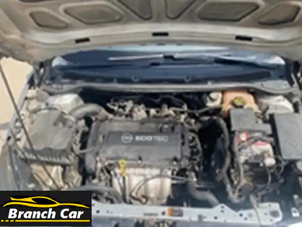 امتلك الأداء الأوروبي! أوبل أسترا 2013: عفشة...