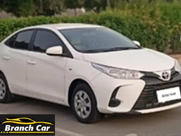 تويوتا ياريس 2022 للبيع في دبي: الأناقة،...