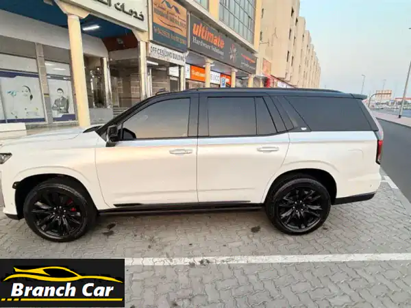 كاديلاك إسكاليد بلاتينيوم سبورت 2022 (وارد أمريكا): رفاهية مطلقة بحالة الوكالة! فل مواصفات، 53 ألف ميل فقط - بسعر مغرٍ!