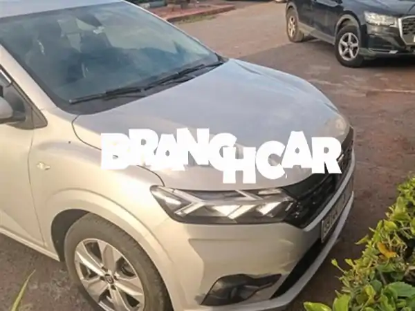 داسيا للبيع (يد أولى 45 ألف كم): قوة واقتصادية فائقة بسعر 148,000! فرصة لا تفوت!