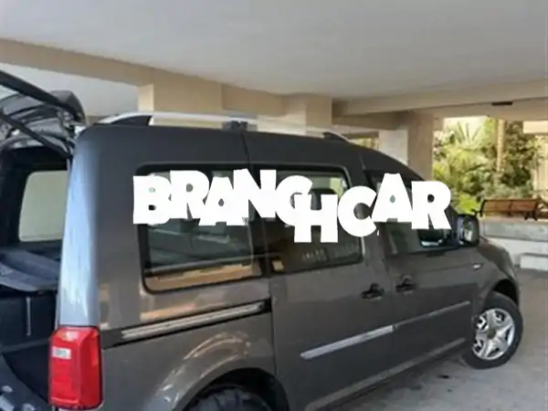 فولكس فاجن كادي 2019 للبيع | 120 ألف كم، 5 أبواب، مانيوال | شريكك العملي بسعر 165,000