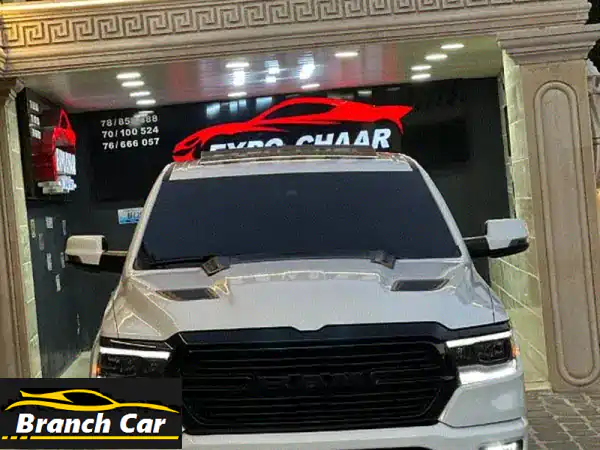 انطلق بقوة وثقة: دودج رام 2024 أبيض، كلين كارفاكس...