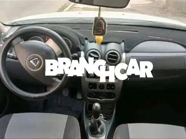 سيارة دوستر للبيع