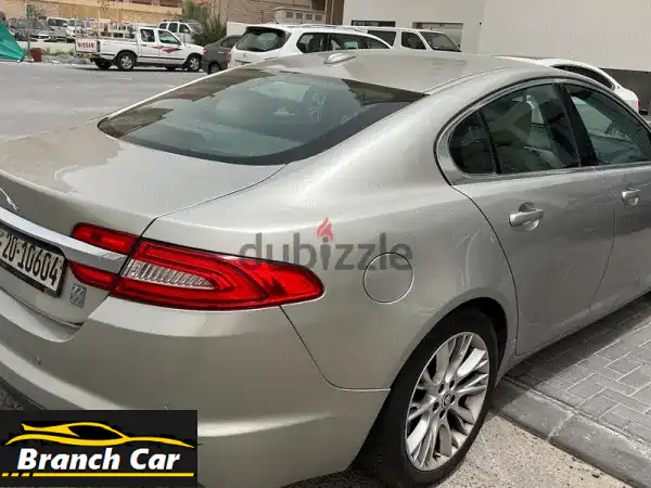 جاكوار XF 2012 الفاخرة للبيع - حالة ممتازة - لون...