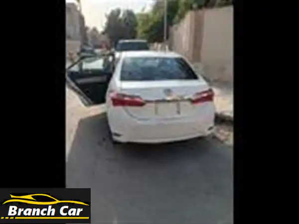 تويوتا كورولا 2016 للبيع: اعتمادية يابانية مجربة وجاهزة للطريق! (137,000 كم)