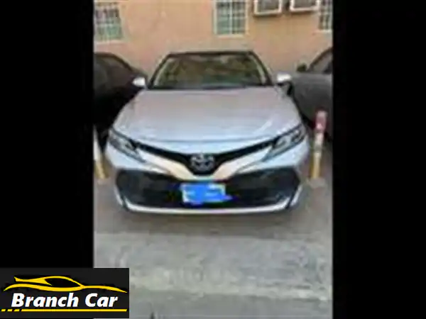 امتلك تويوتا كامري هايبرد LE 2020: بحالة الوكالة، 49 ألف...