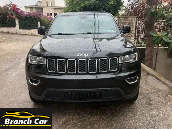 جيب جراند شيروكي 2017 أسود Laredo: دفع رباعي، نظيفة (Carfax)،...