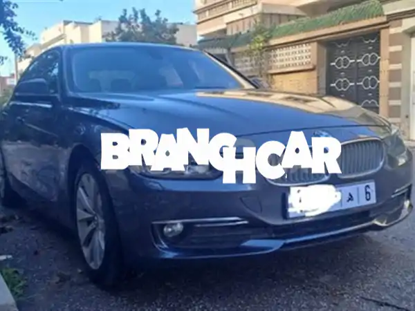 BMW الفئة الثالثة ديزل أوتوماتيك 2014 في الدار البيضاء