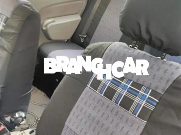 داسيا لوغان ديزل يدوية 2007 في سلا