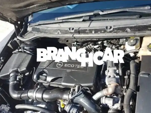 أوبل أسترا ديزل 2010 الحسيمة: كأنها جديدة! 15 ألف كم فقط