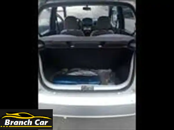 امتلك شيفرولية سبارك بحالة استثنائية! فابريكة دواخل، 19 ألف كم فقط، ورخصة سارية لـ 2026