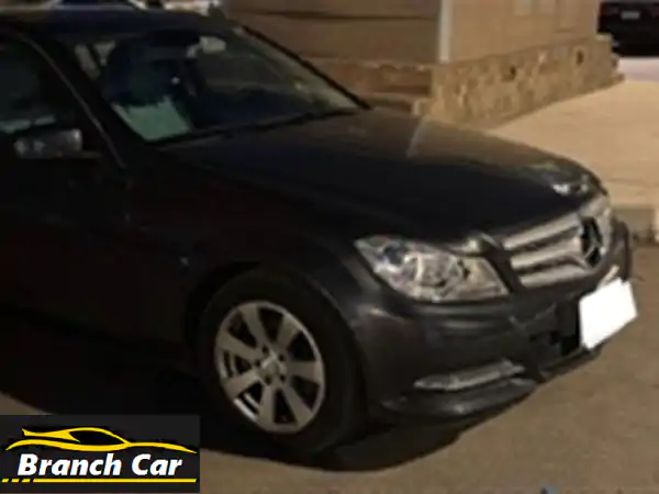 مرسيدس C180 موديل 2013 وكيل: 23 ألف كم فقط! صيانات...