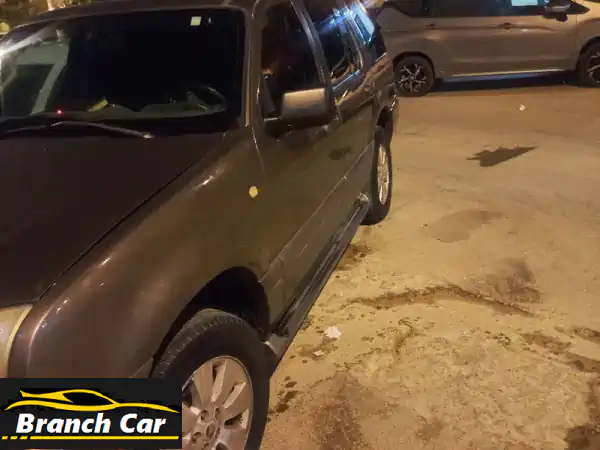 فرصة ذهبية: فورد مونتيرو للبيع | بحالة ممتازة جاهزة للسفر بأمان وراحة!