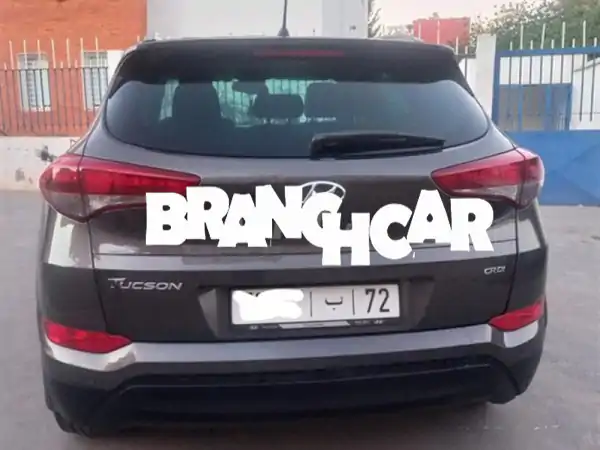 امتلك هيونداي توسان 2018 ديزل: كاملة، أوتوماتيك،...