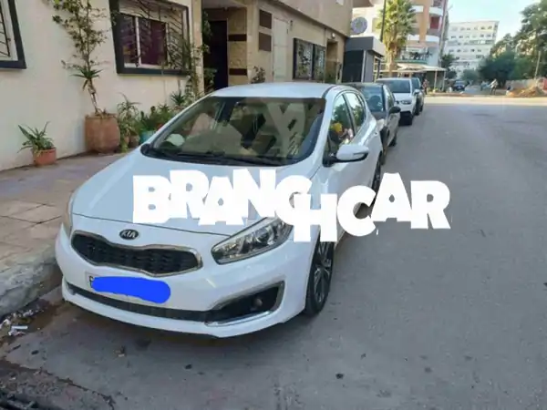 فرصة لا تعوض! كيا سيد 2017 ديزل كاملة المواصفات للبيع من المالك - أوتوماتيك ومميزات فاخرة بسعر 139000!