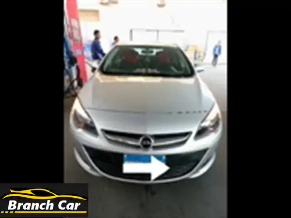 أوبل أسترا للبيع: حالة ممتازة، قيادة آمنة وممتعة بانتظارك!