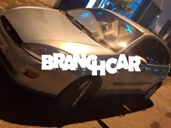 فرصة لا تُفوّت! فورد فوكس إيسنس 1999 ديوانة 2004 للبيع بسعر 37,000 فقط!