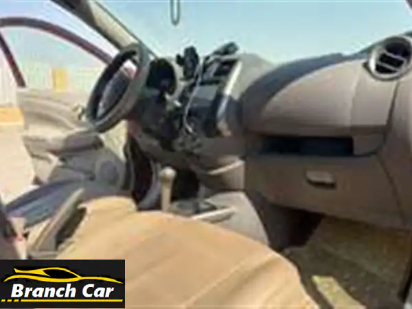 فرصة! نيسان صني 2015 للبيع: فابريكا دواخل، عفشة...