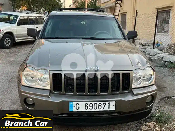 جيب جراند شيروكي 2005 للبيع: نظافة فائقة | دفع رباعي 4x4...