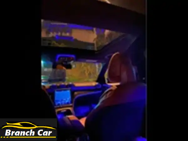 مرسيدس C80 2023 AMG فل أوبشن - كفالة ستار بنز وحماية Protect Me | لون وفرش نادر