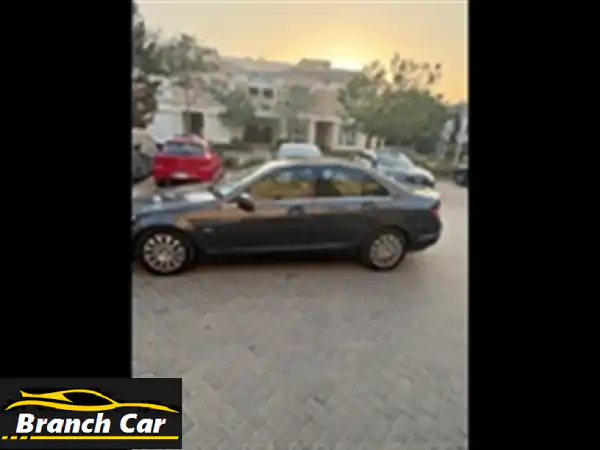 فخامة وأداء: مرسيدس C 200 موديل 2009 للبيع بالتجمع الخامس - القاهرة الجديدة