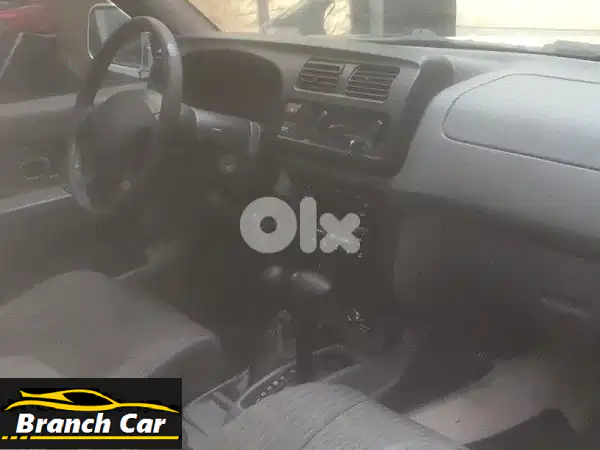 نيسان فرونتير 2000 أجنبي رمادي للبيع: قوة...