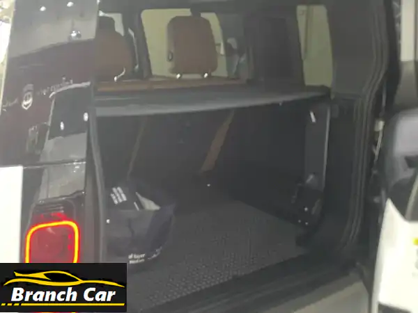 لاند روفر ديفندر 2024 للبيع | جديد 6 سلندر | ممشى 30 كم | رقم مميز 941/9 | ضمان وكالة