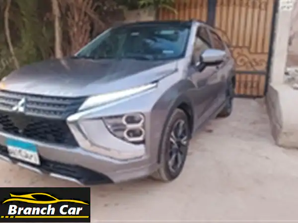 للبيع: ميتسوبيشي اكليبس كروس 2022 - أعلى فئة،...