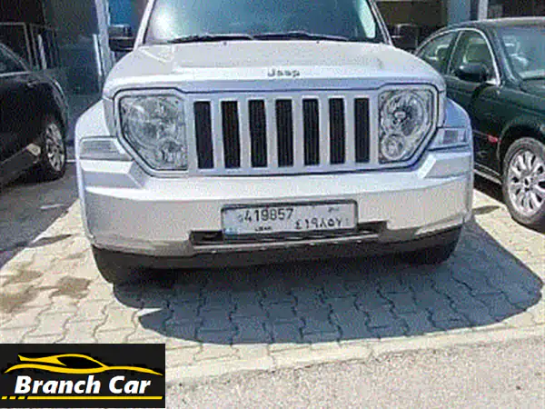 جيب شيروكي سبورت 2012 بلاك إيديشن - أناقة سوداء وقوة V6 بحالة الزيرو!