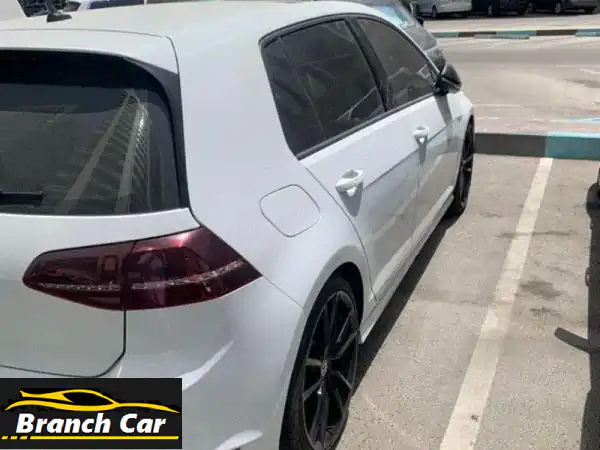 فولكس فاجن جولف آر 2017 للبيع: أداء رياضي لا مثيل له...