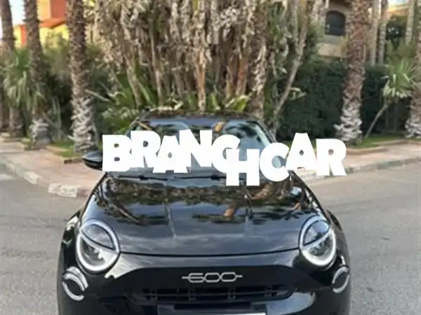 امتلك المستقبل اليوم! فيات 600 هايبرد أوتوماتيك 2025 La...