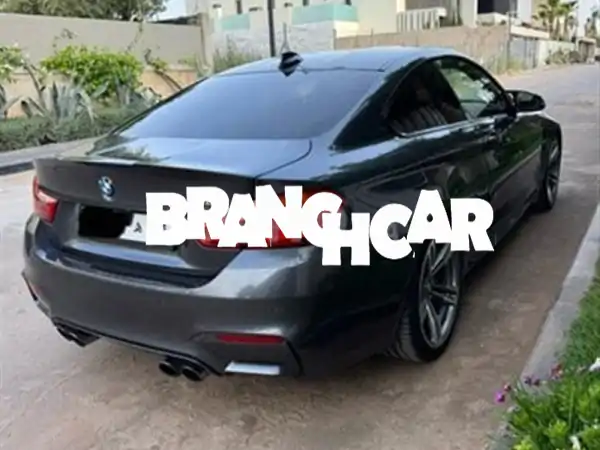 امتلك أسطورة الأداء: BMW M4 2014 بنزين أوتوماتيك - خالية...