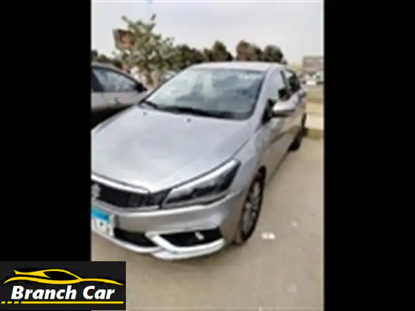 سوزوكي سياز للبيع: سيارة بحالة ممتازة، صيانات...