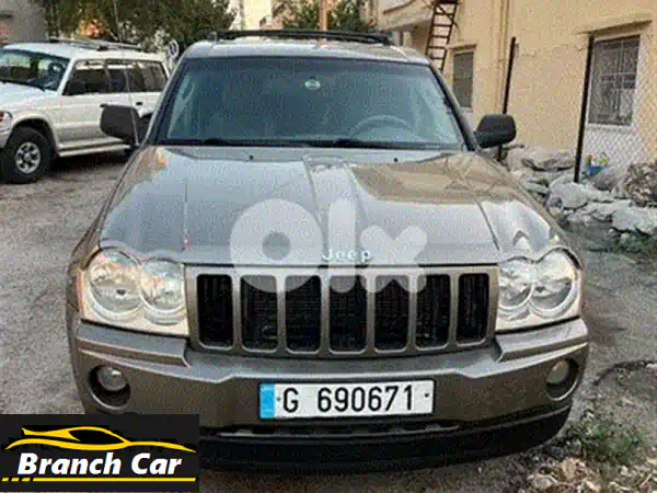 تويوتا يارس 2008 أصلية: اقتصادية، موثوقة، وآمنة بوسادة هوائية – لون أزرق كحلي!