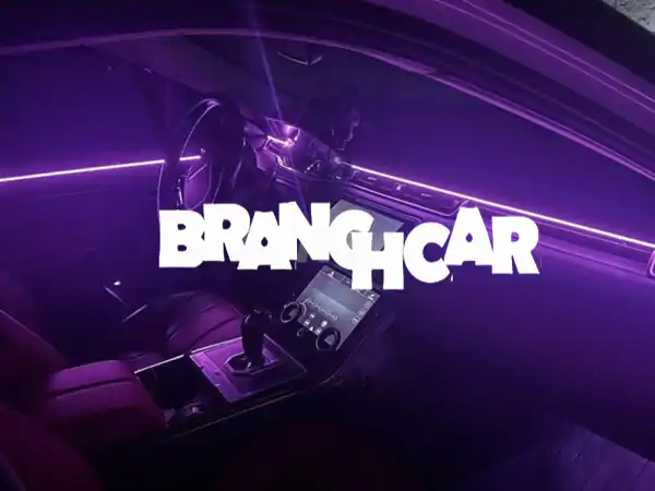 رنج روفر إيفوك 2019 للبيع - 103 ألف كم | سقف بانوراما وداخل أحمر فاخر