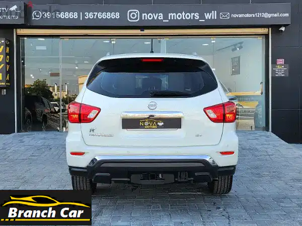 فرصة ذهبية: نيسان باثفايندر 2018 SV - 7 مقاعد، بانوراما، بحالة الوكالة (أبيض)