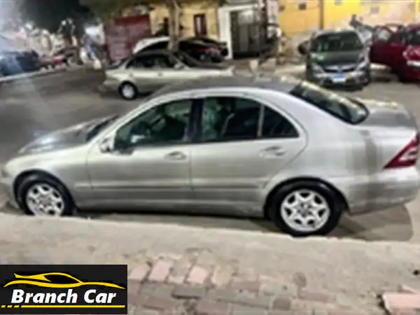 فرصة لا تعوض: مرسيدس C180 كمبروسر 2004 فابريكا بالكامل...