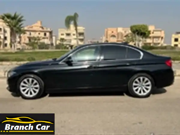 فرصة لا تُفوّت: BMW 318i موديل 2019 للبيع بالتجمع...